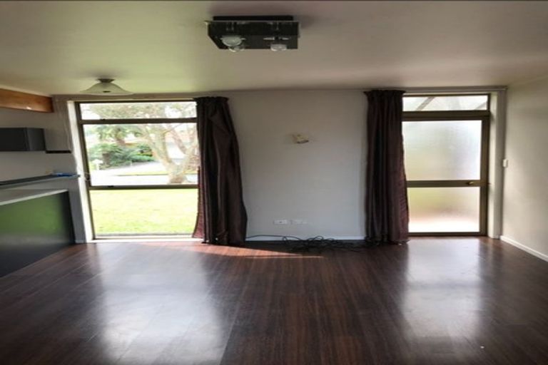 Photo of property in 55 St Annes Crescent, Wattle Downs, Auckland, 2103