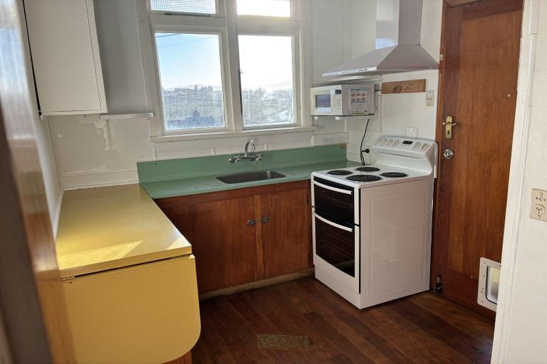 Photo of property in 35 Branxholm Street, Roxburgh, 9500