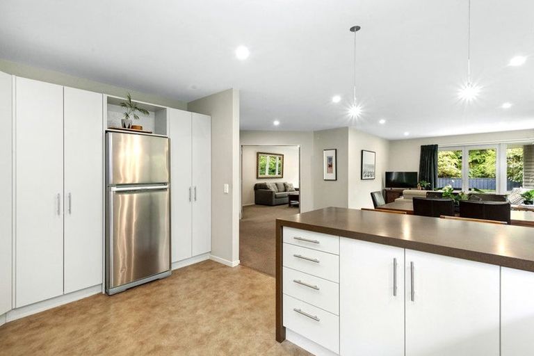 Photo of property in 6a Luckie Street, Tawa, Wellington, 5028