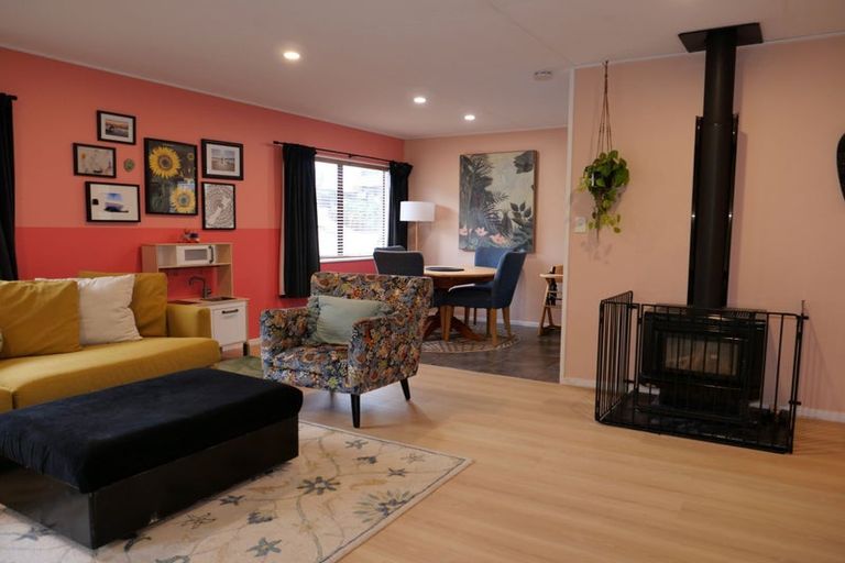 Photo of property in 95a Renown Road, Raumati South, Paraparaumu, 5032