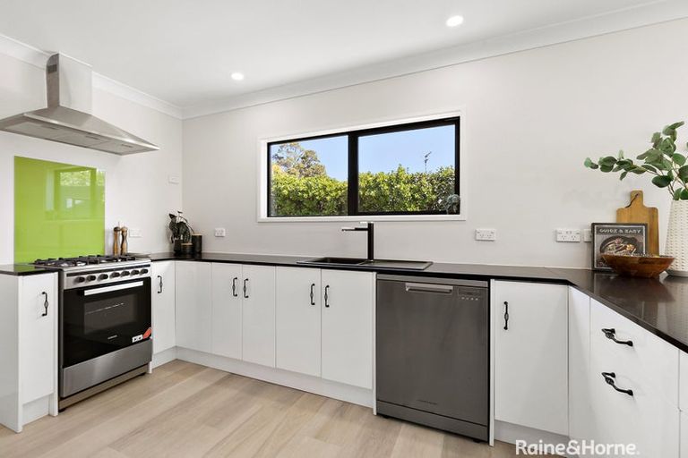 Photo of property in 11 Hayward Street, Featherston, 5710
