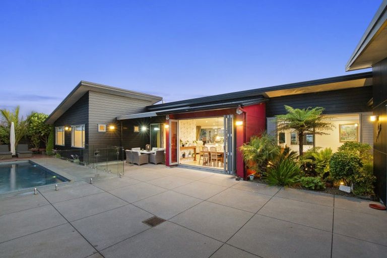 Photo of property in 17 William Andrew Road, Pukekohe, 2120