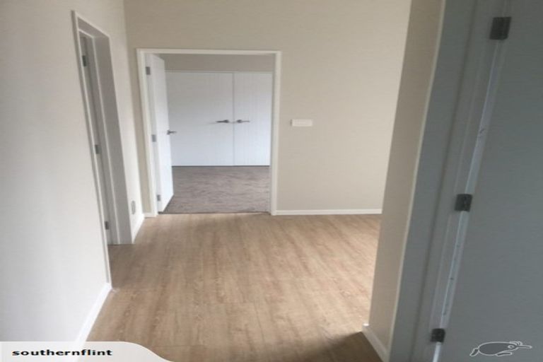 Photo of property in 17 Mangatiti Street, Papakura, 2110