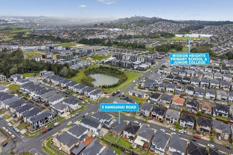 Photo of property in 5 Hangahai Road, Flat Bush, Auckland, 2019
