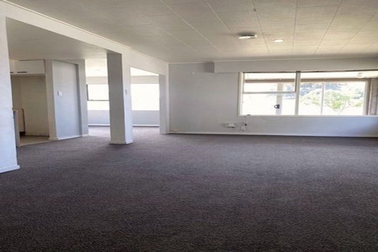 Photo of property in 2 Ngarimu Crescent, Taradale, Napier, 4112