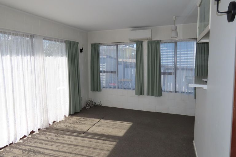 Photo of property in 46 Larne Avenue, Pakuranga Heights, Auckland, 2010