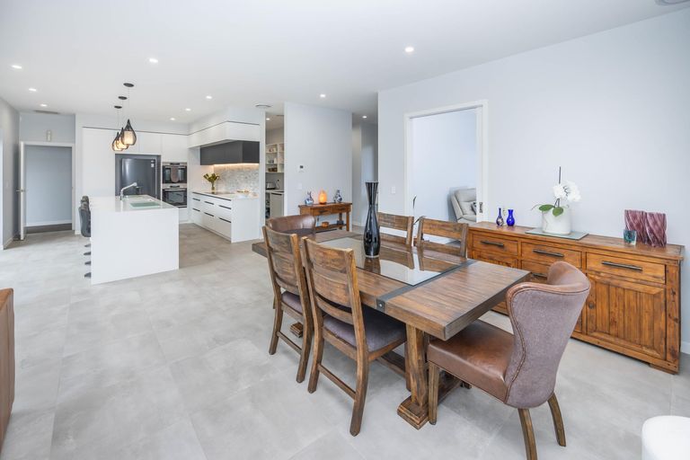 Photo of property in 17 Riverside Way, Ngaruawahia, Huntly, 3771
