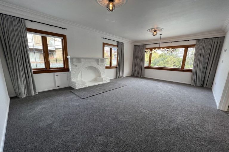 Photo of property in 10 Karina Terrace, Roslyn, Palmerston North, 4414