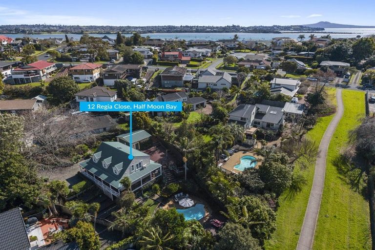 Photo of property in 12 Regia Close, Half Moon Bay, Auckland, 2012