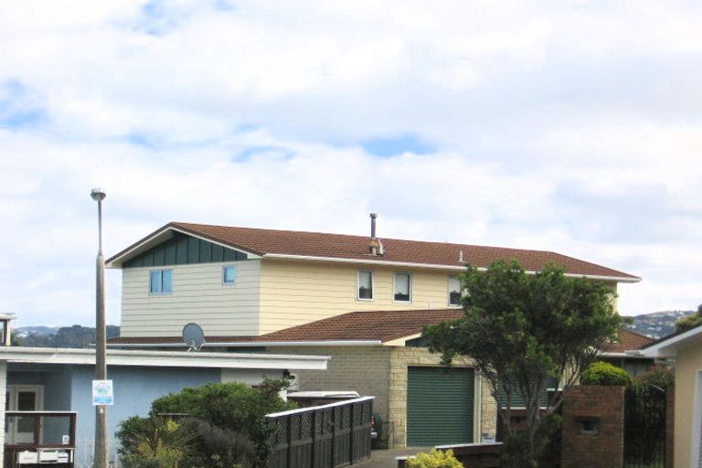 Photo of property in 18 Madison Place, Miramar, Wellington, 6022