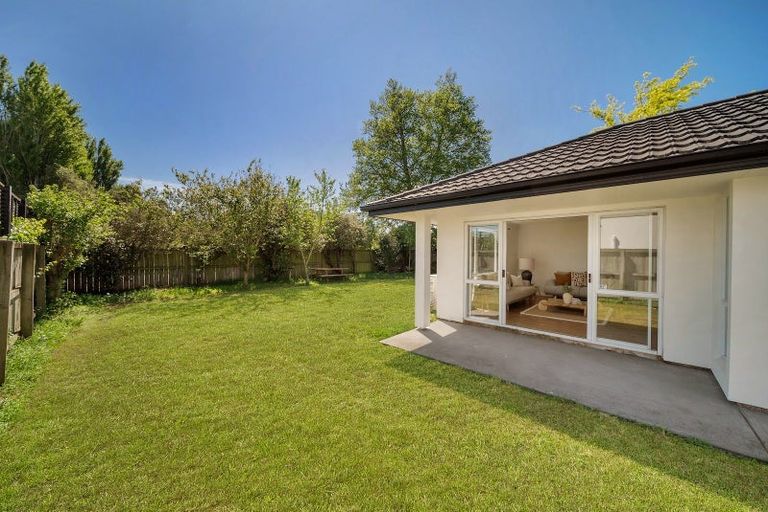 Photo of property in 6 Creedon Glen, Casebrook, Christchurch, 8051