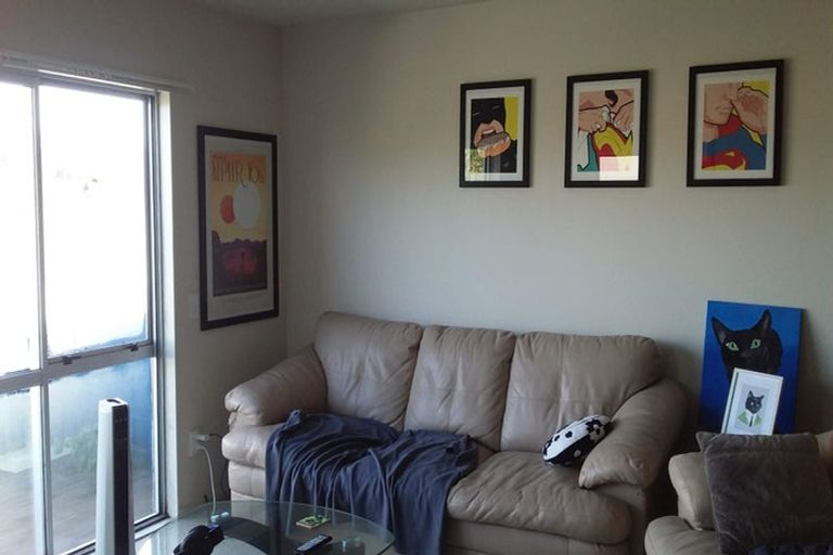 Photo of property in Coromandel Heights, 11/111 Coromandel Street, Newtown, Wellington, 6021