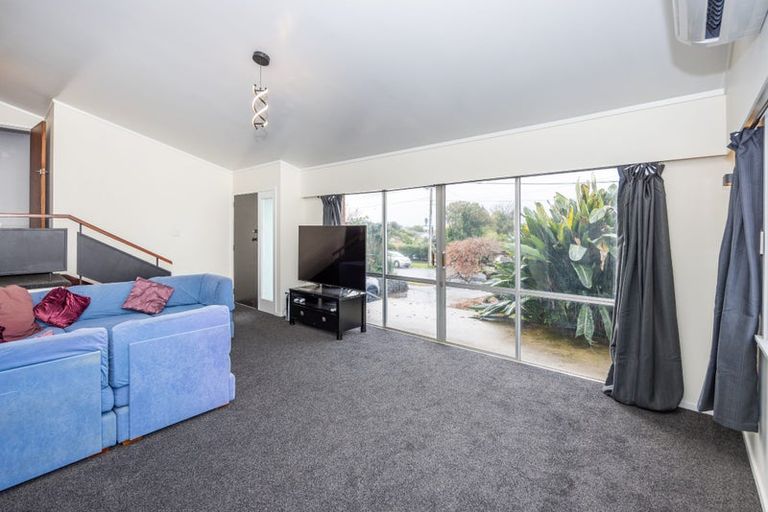 Photo of property in 15 Hamblyn Crescent, Nawton, Hamilton, 3200