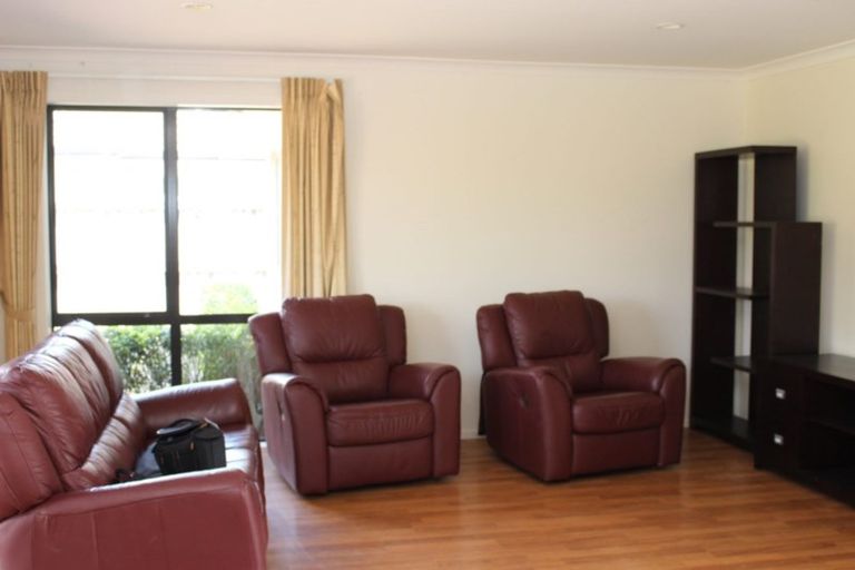 Photo of property in 17 Shalimar Place, Huntington, Hamilton, 3210