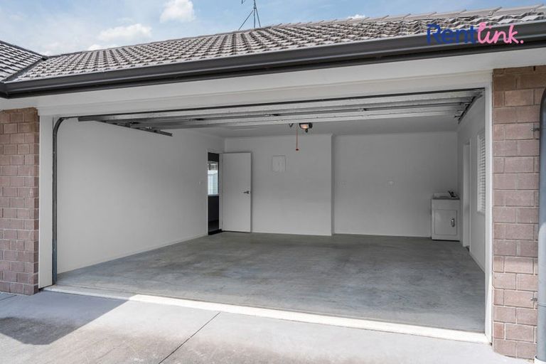 Photo of property in 265 Lakes Boulevard, Pyes Pa, Tauranga, 3112