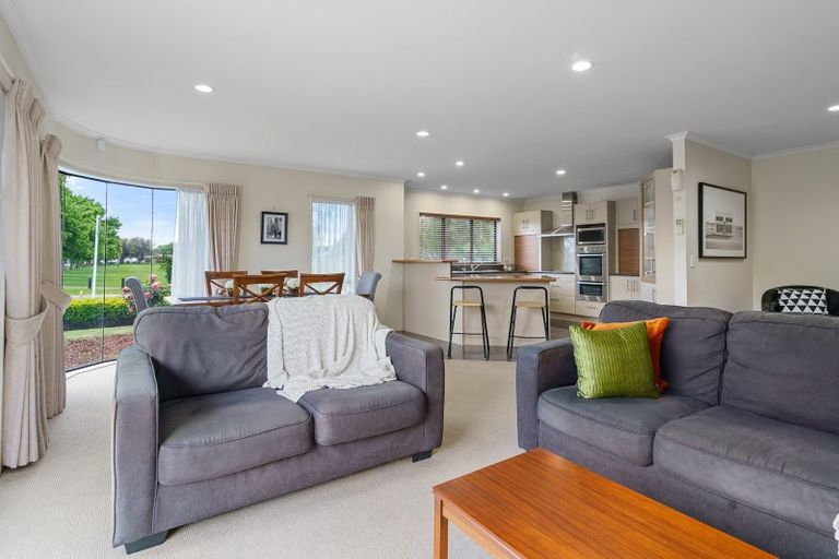 Photo of property in 63 Grosvenor Street, Cambridge, 3434