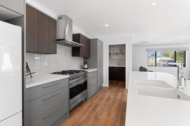 Photo of property in 14 Eltham Road, Blenheim, 7201