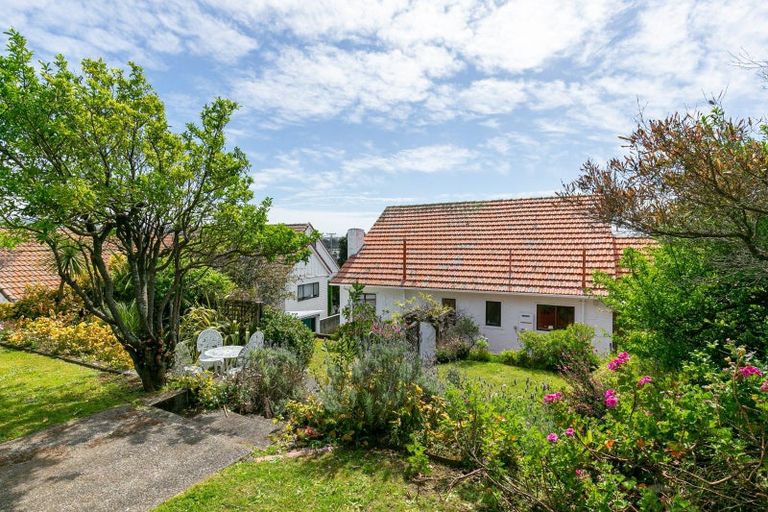 Photo of property in 26 The Quadrant, Miramar, Wellington, 6022