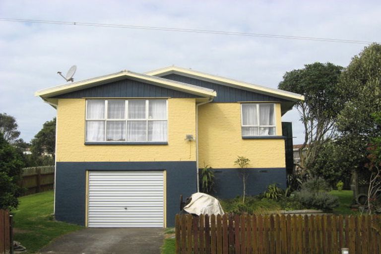 Photo of property in 8 Maui Place, Spotswood, New Plymouth, 4310