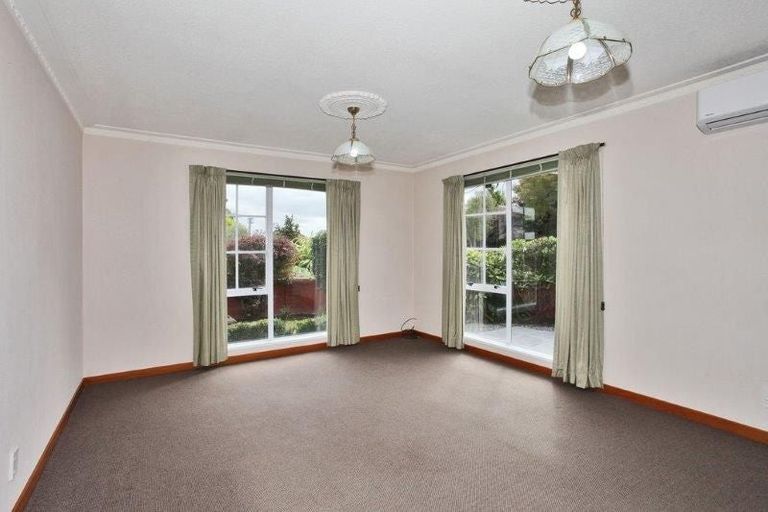 Photo of property in 57 Picton Avenue, Riccarton, Christchurch, 8011