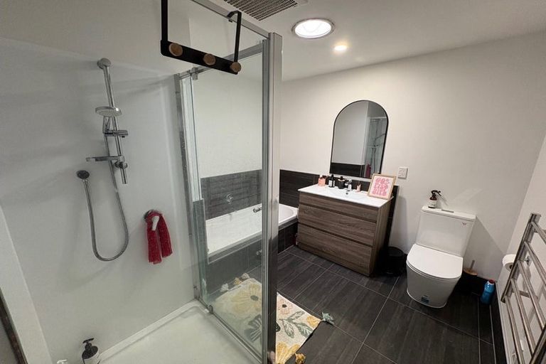 Photo of property in 17 Whiteleigh Avenue, Addington, Christchurch, 8024