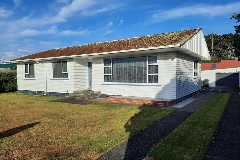 Photo of property in 46 Ramanui Avenue, Hawera, 4610