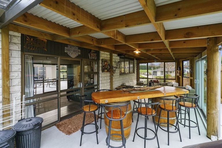 Photo of property in 111 Guy Street, Dannevirke, 4930