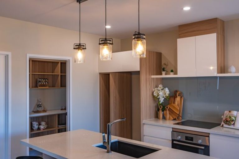 Photo of property in 1 Te Paahi Avenue, Waiuku, 2123