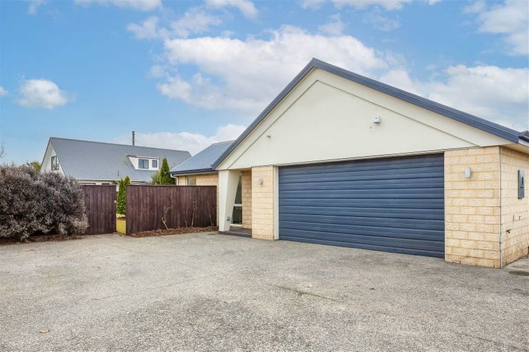 Photo of property in 102 Johns Road, Rangiora, 7400