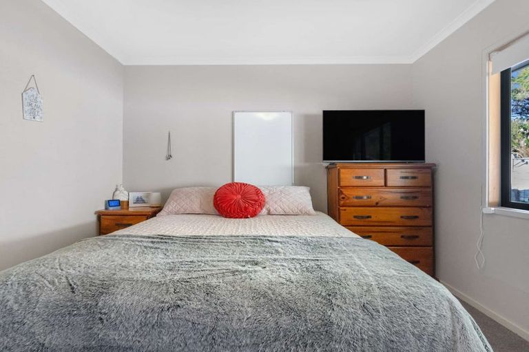 Photo of property in 111 Pacific View Drive, Whangamata, 3620