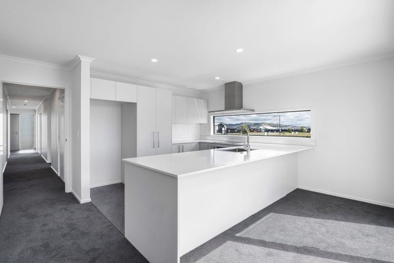 Photo of property in 41 Monaro Place, Papamoa, 3118