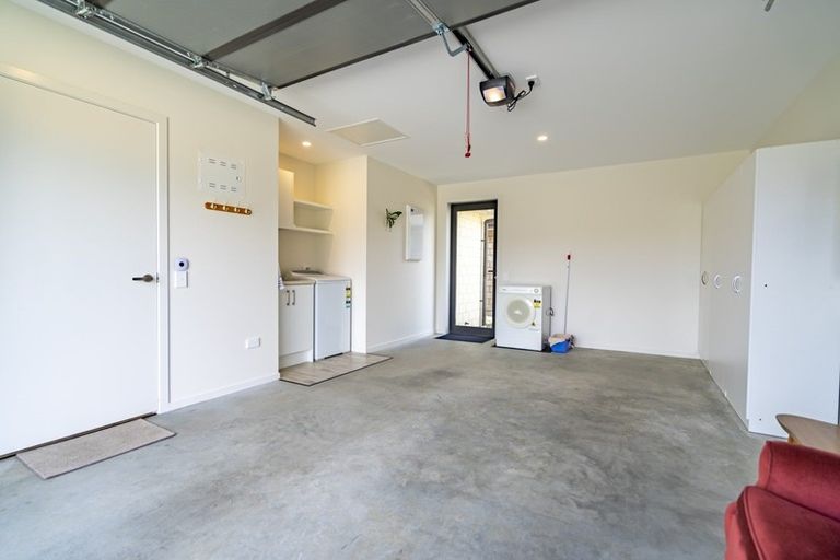 Photo of property in 10 Pop Andrew Drive, Te Anau, 9600