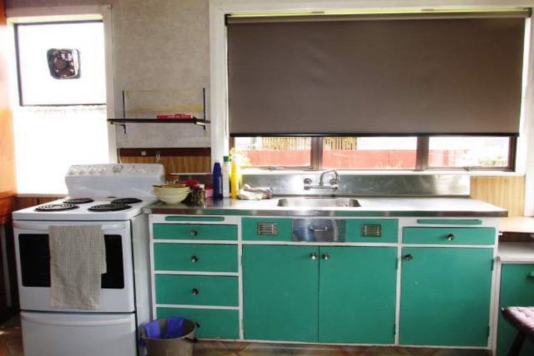 Photo of property in 2 Shearman Street, Reefton, 7830