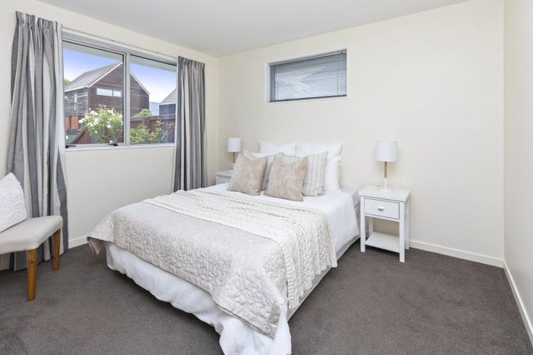 Photo of property in 1/5 Coles Place, St Albans, Christchurch, 8014