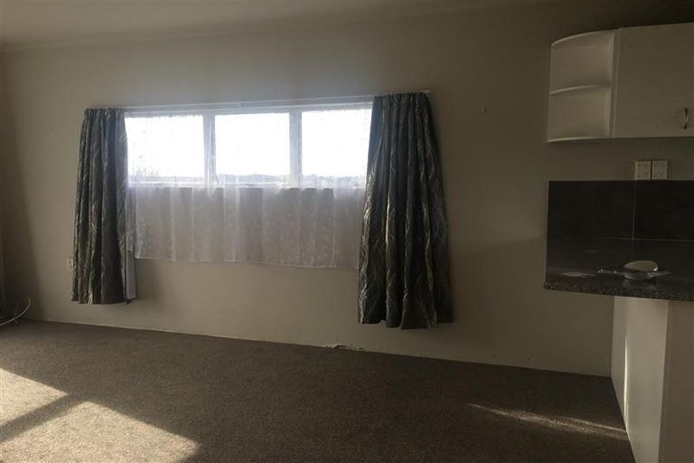 Photo of property in 14/19a Verbena Road, Birkdale, Auckland, 0626