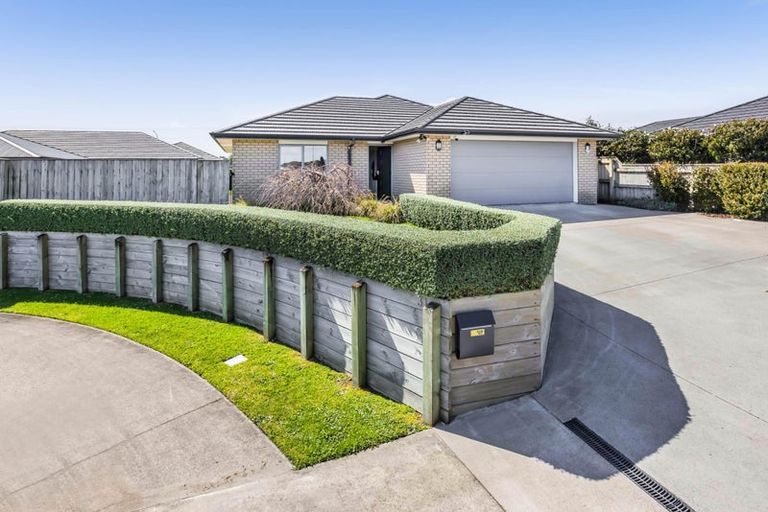 Photo of property in 31 Jules Crescent, Bell Block, New Plymouth, 4312
