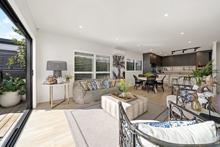 Photo of property in 30b Francis Street, Hauraki, Auckland, 0622