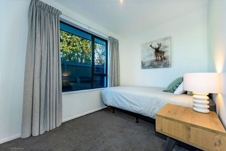 Photo of property in 2/32 Anglesea Avenue, Parklands, Christchurch, 8083