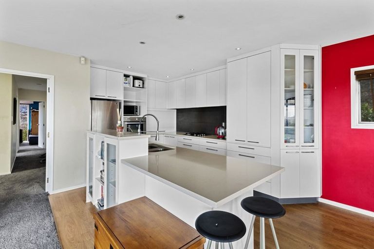 Photo of property in 4 Geoffrey Road, Torbay, Auckland, 0630
