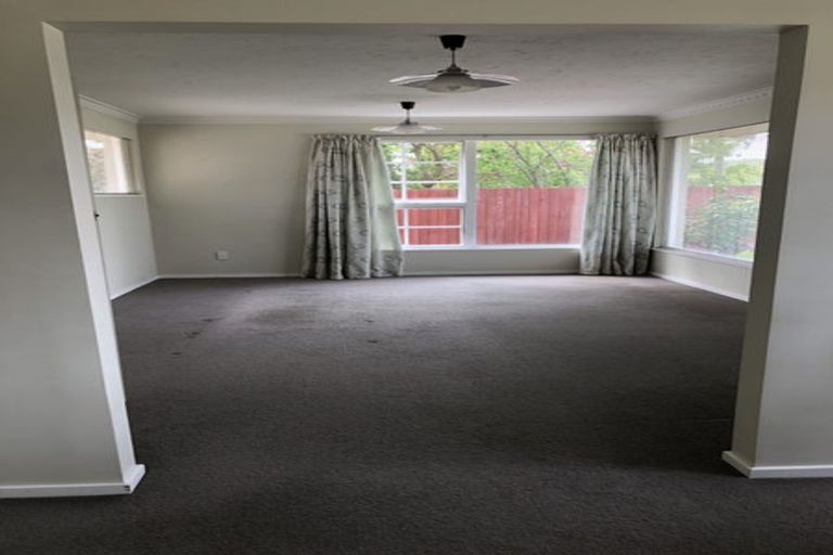 Photo of property in 1/42 Prossers Road, Saint Martins, Christchurch, 8022