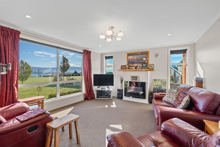 Photo of property in 28 Titri Road, Waihola, Outram, 9073