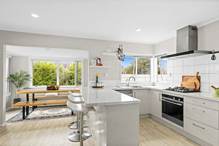 Photo of property in 33 Taka Street, Takanini, 2112