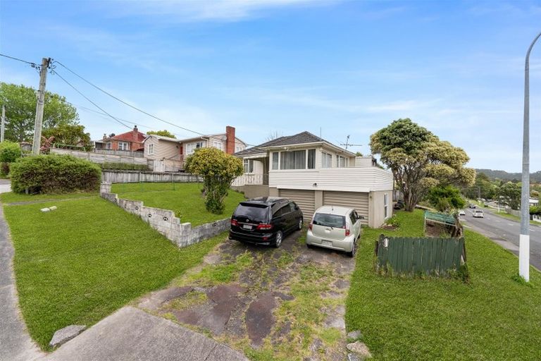 Photo of property in 50 Routley Drive, Glen Eden, Auckland, 0602