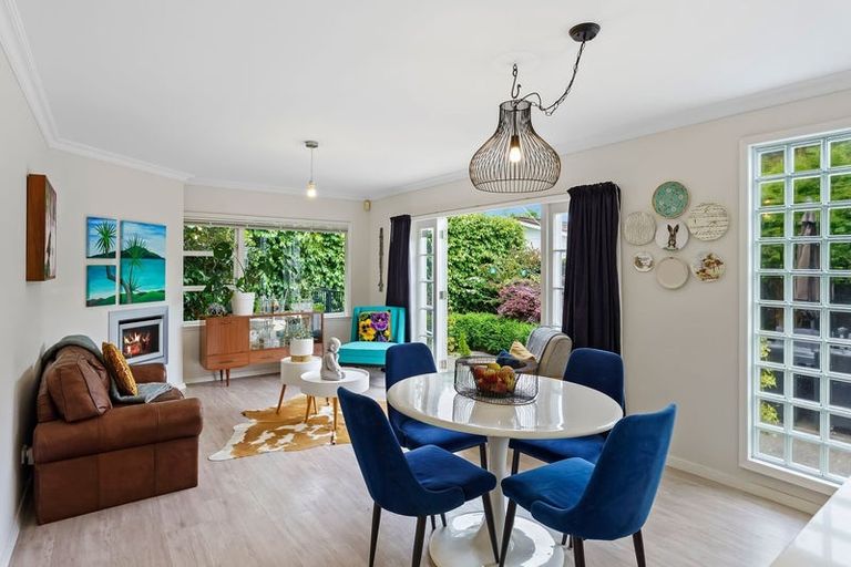 Photo of property in 7 Ngarara Road, Waikanae, 5036