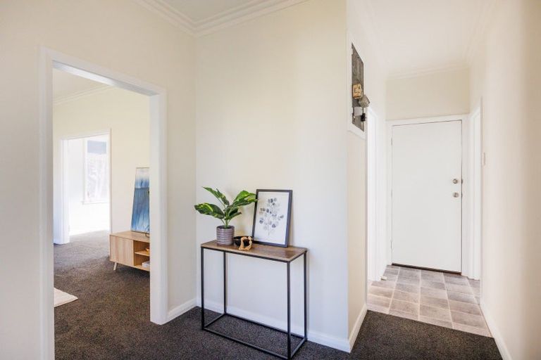 Photo of property in 657 Featherston Street, Roslyn, Palmerston North, 4414