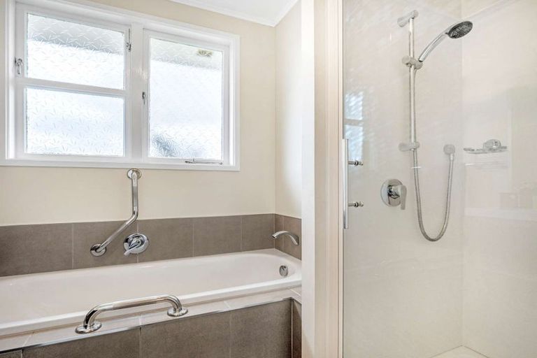 Photo of property in 40 Roger Street, Pukehangi, Rotorua, 3015