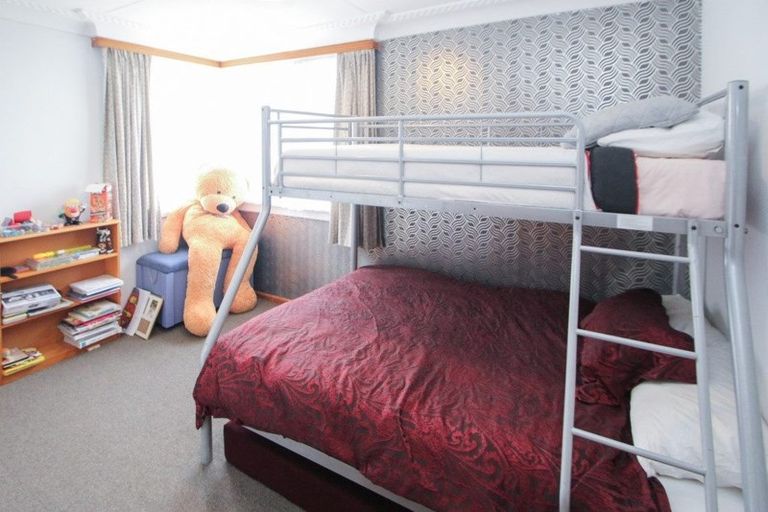 Photo of property in 22 Taward Street, Oamaru North, Oamaru, 9400