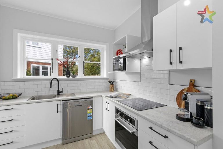 Photo of property in 72 Witako Street, Epuni, Lower Hutt, 5011