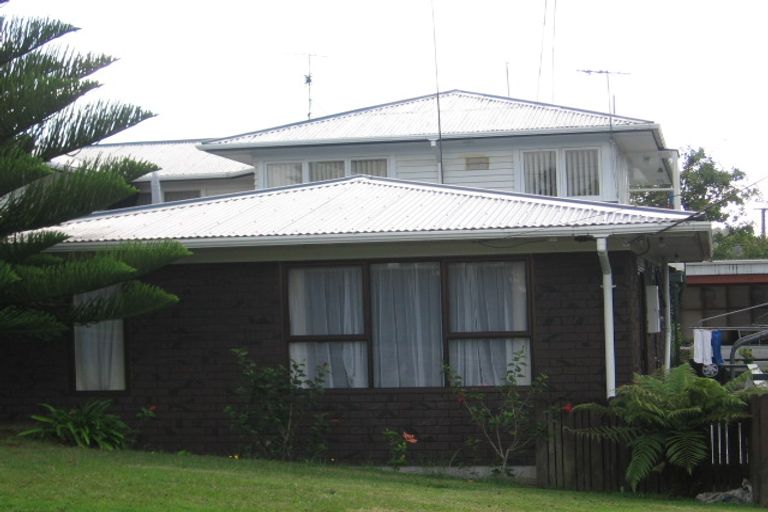 Photo of property in 1/10 Mildmay Road, Henderson, Auckland, 0610
