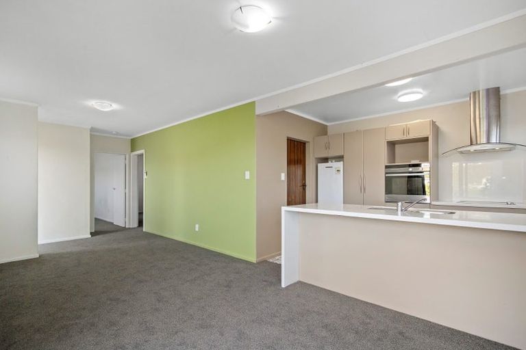 Photo of property in 1/9 Wye Street, Island Bay, Wellington, 6023